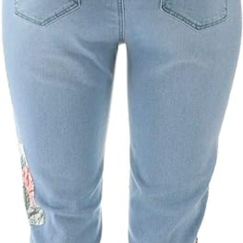 NWT DG2 Diane Gilman Stretch Embroidered Cropped Jean 654-662 Chambray Size 14 - Picture 2 of 9